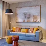 Luxury On 16th Floor In Mercury Tower דירה