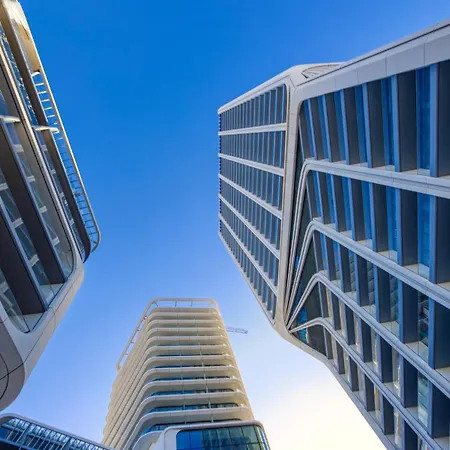 Luxury On 16th Floor In Mercury Tower Apartment *