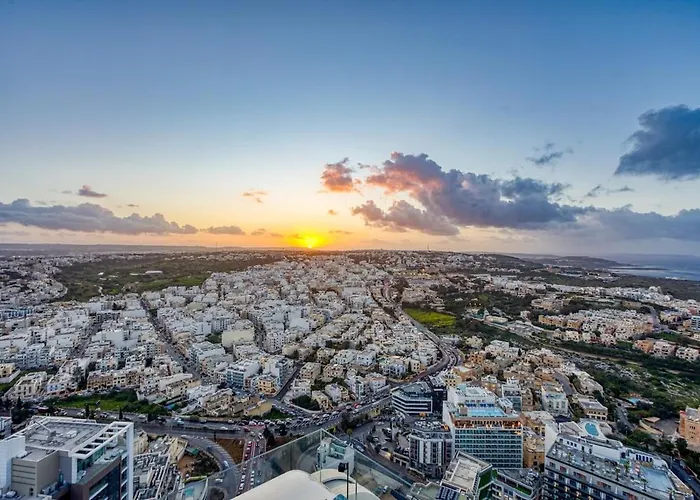 Luxury On 16th Floor In Mercury Tower Apartman San Ġiljan